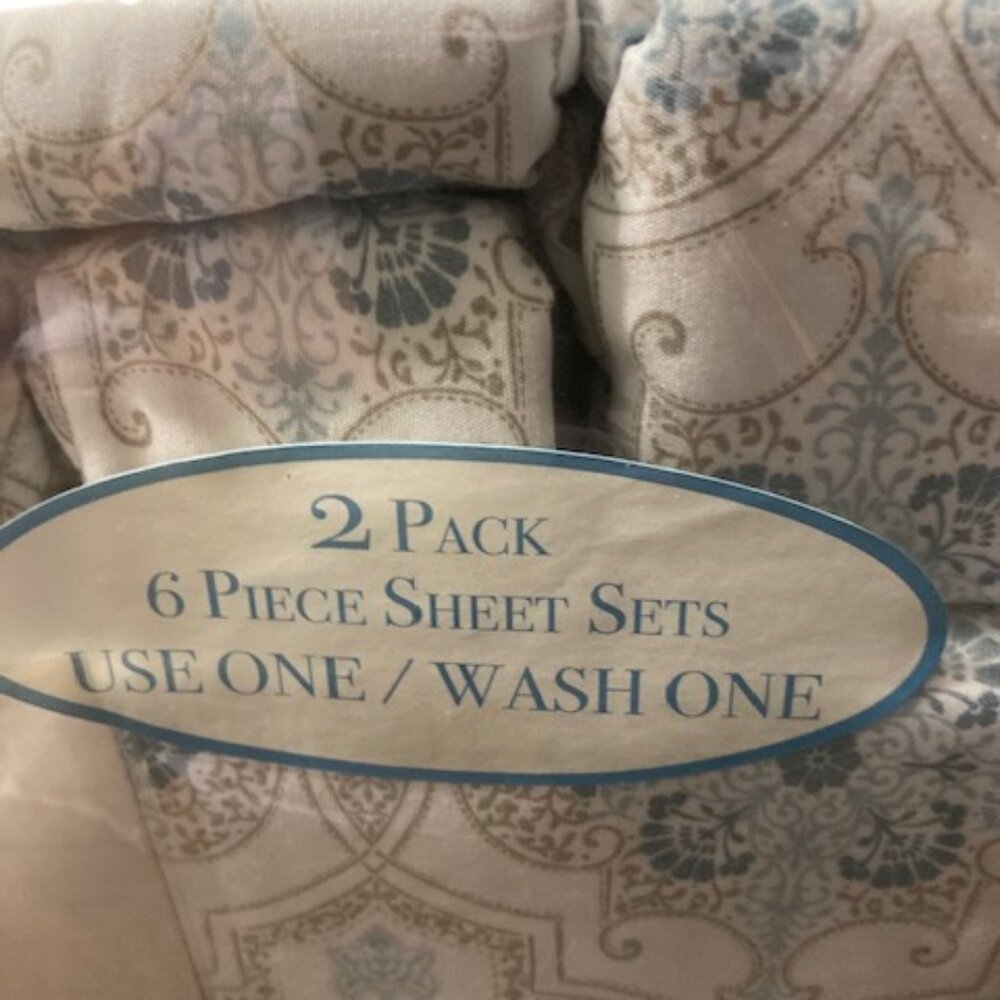 Queen sheet sets (2)